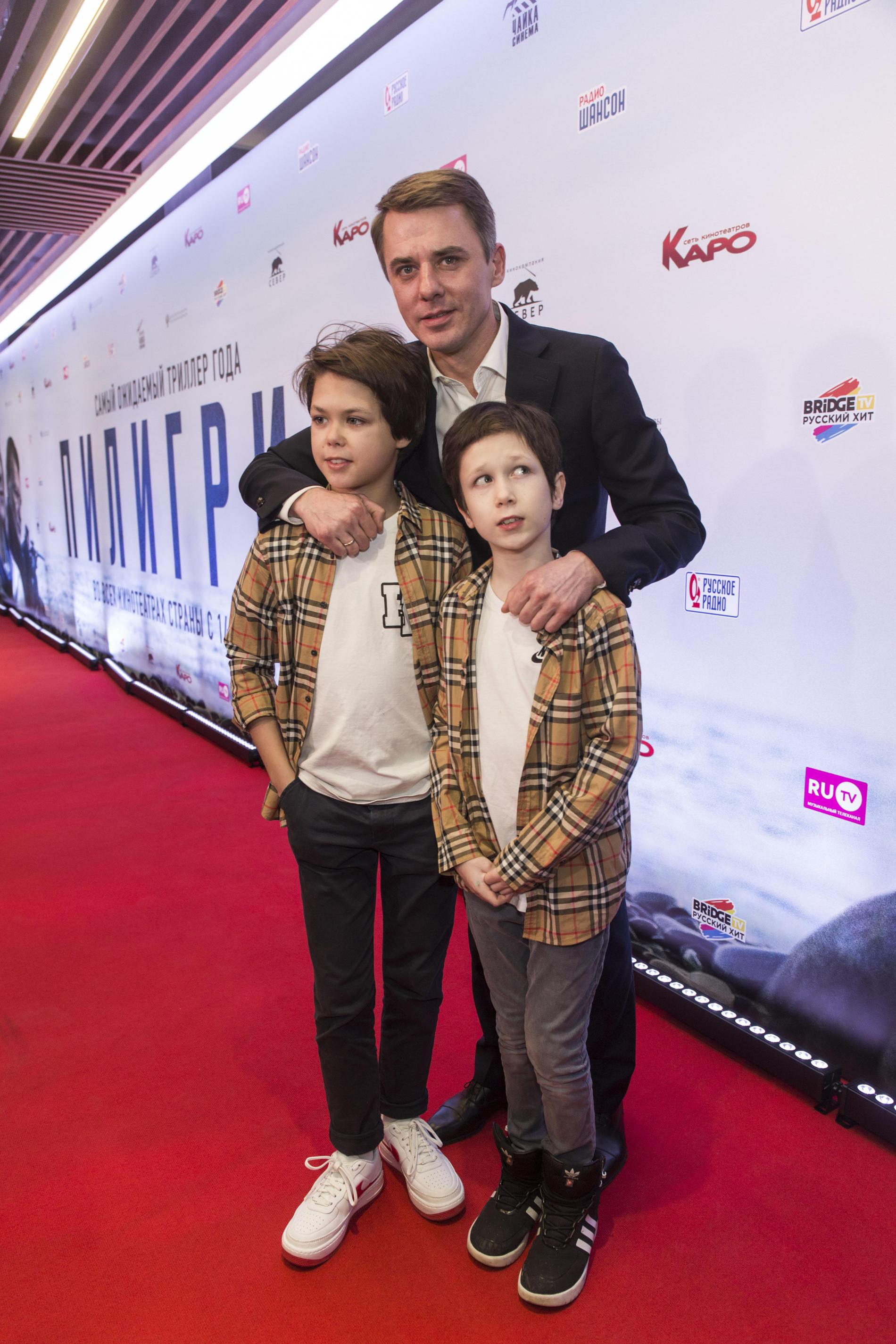 Игорь Петренко с сыновьями, 2019 год. Фото: Legion-Media