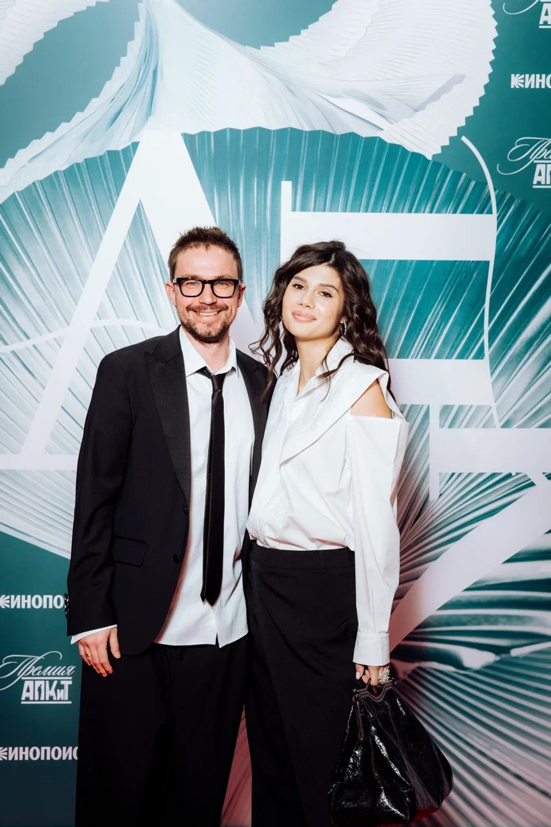 Александр Петров с супругой Викторией. Фото: пресс-служба