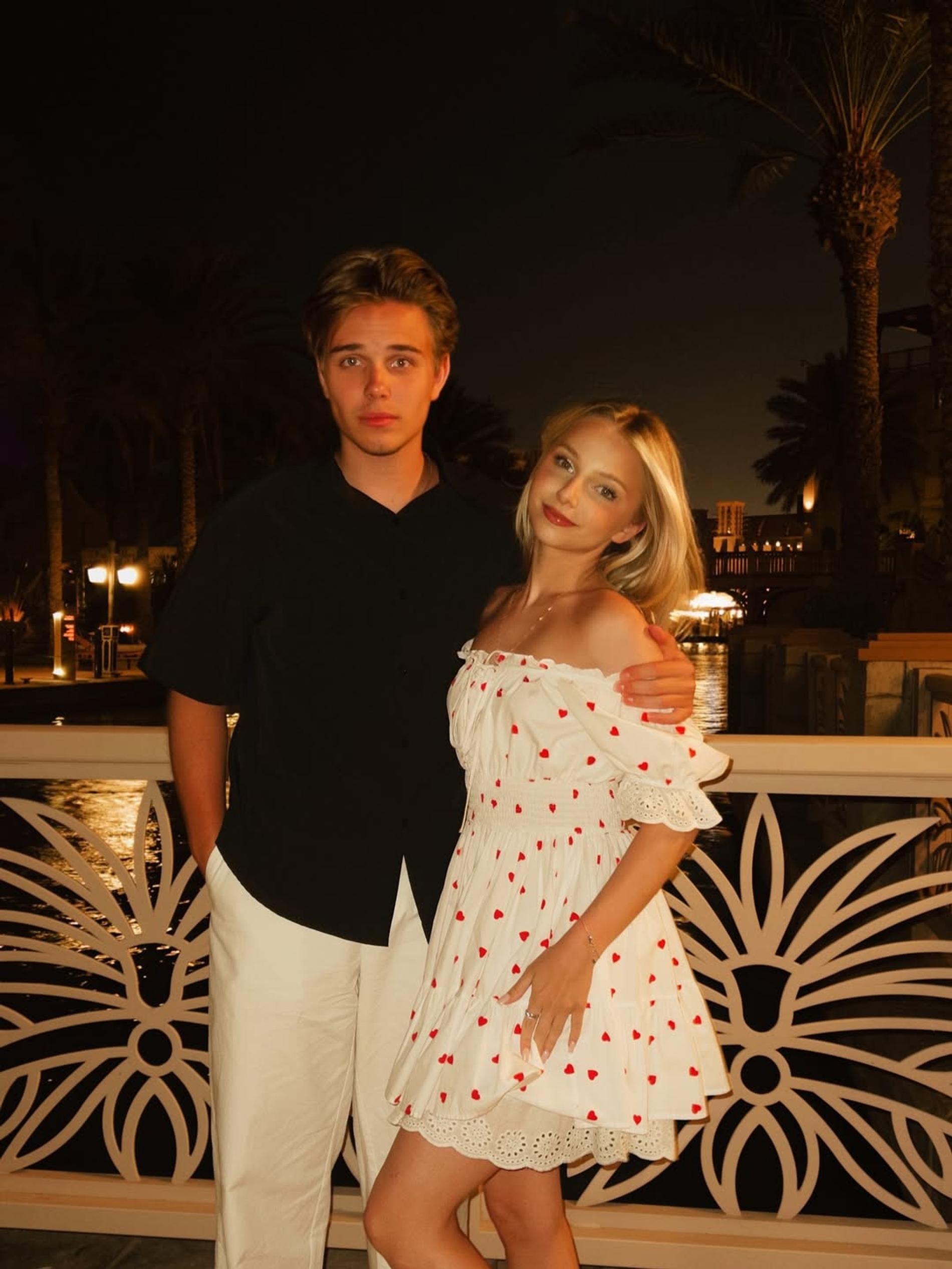 Андрей Кислов с избранницей. Фото: Инстаграм (запрещён в РФ) @solomahina_vika