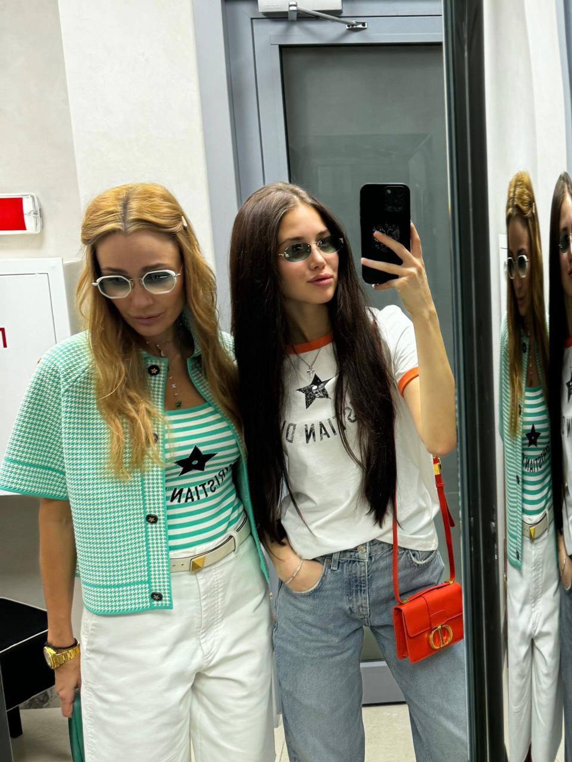 Татьяна Белякова и Аврора Киба. Фото: телеграм-канал Авроры Кибы