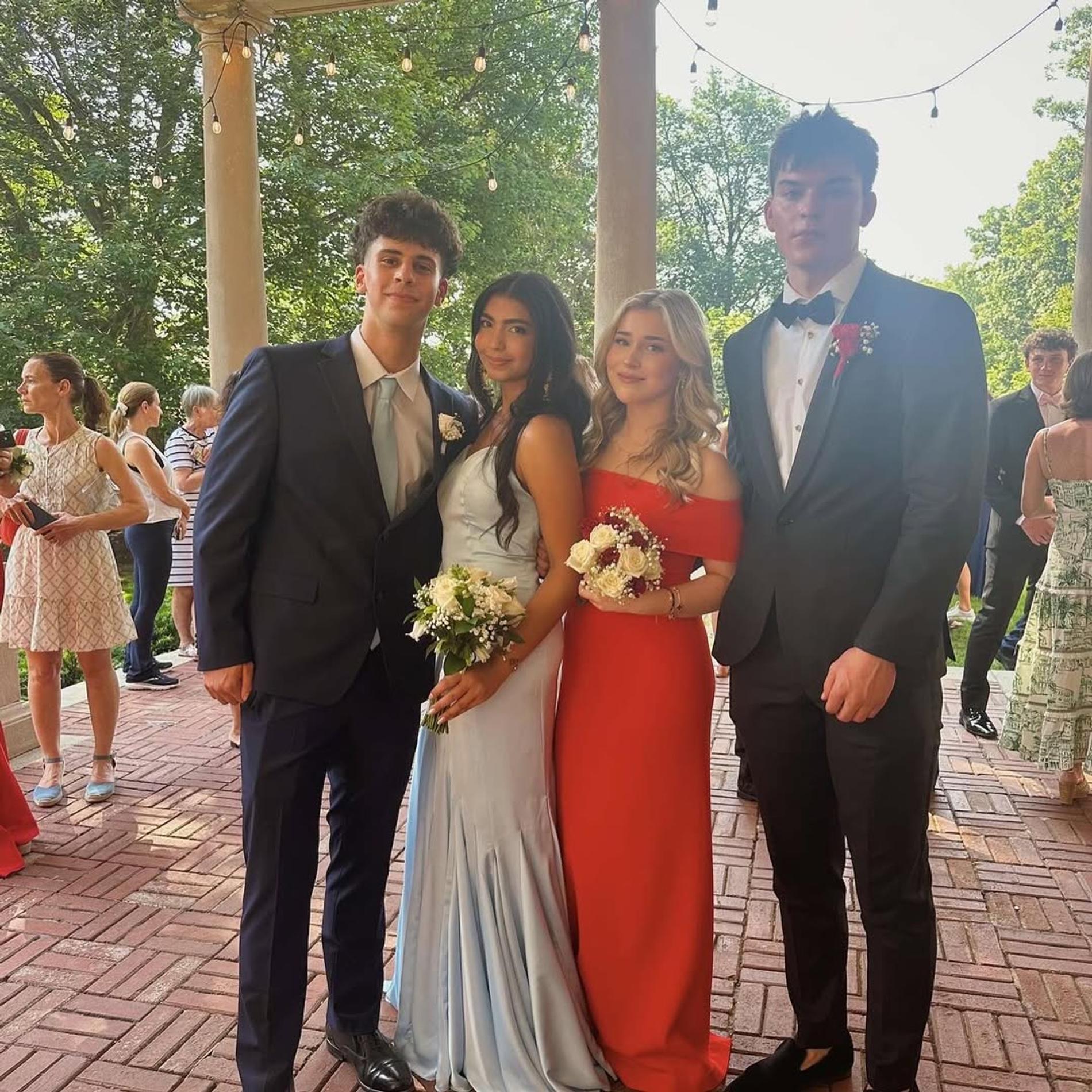 Микелла Абрамова на выпускном. Фото: Инстаграм (запрещён в РФ) @mikellaabramova