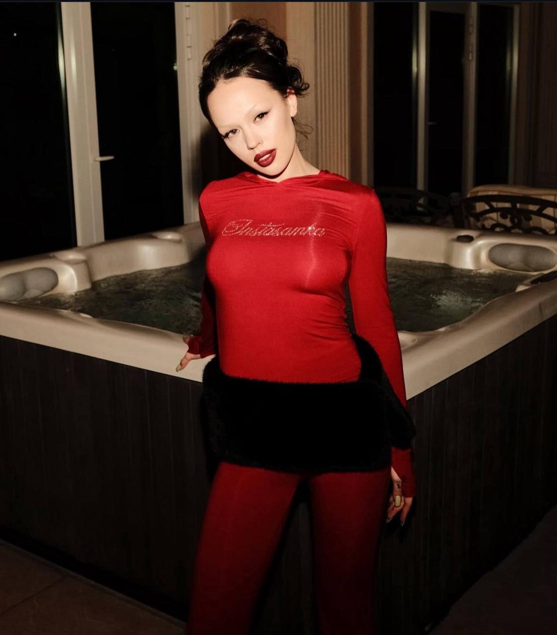 Дарья Зотеева (Инстасамка). Фото: Инстаграм (запрещён в РФ) @instasamka