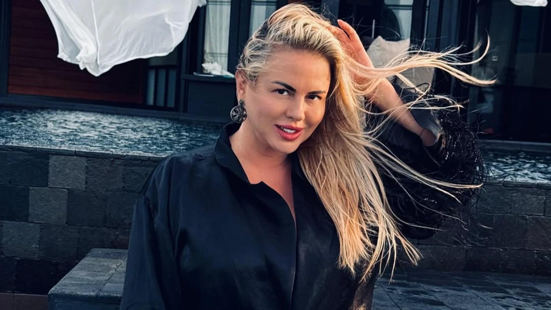 Eshakda qattiq sikildi