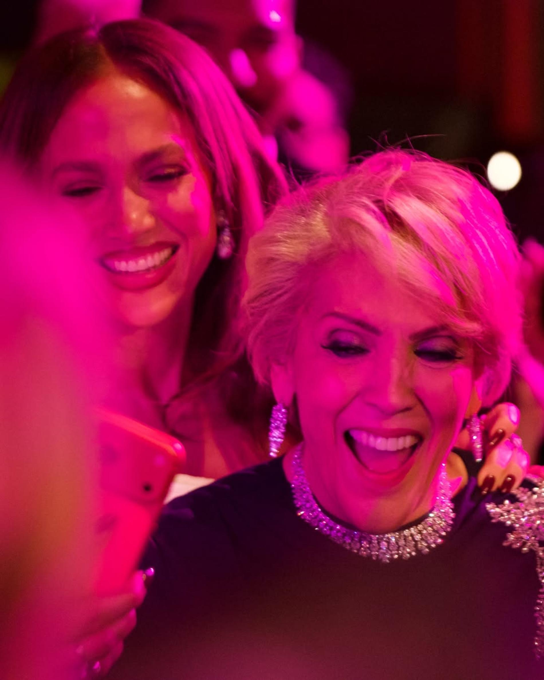 Дженнифер Лопес с мамой. Фото: Инстаграм (запрещен в РФ) @jlo